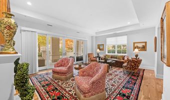 8111 RIVER Rd 116, Bethesda, MD 20817