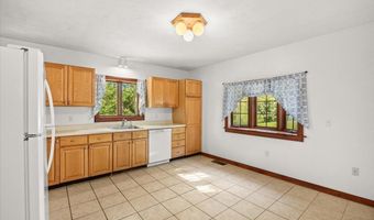 30 Seabreeze Dr, Bourne, MA 02532