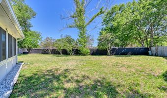 582 AQUATIC Dr, Atlantic Beach, FL 32233