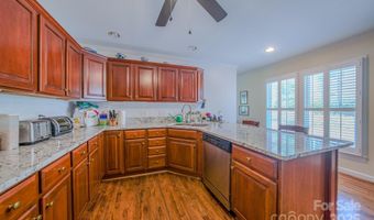 8 Creekside Way, Asheville, NC 28804