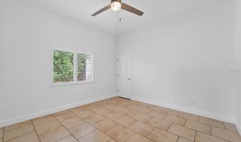 924 BUNKER VIEW Dr, Apollo Beach, FL 33572