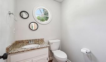 5600 Surrey Ct, Alpharetta, GA 30009
