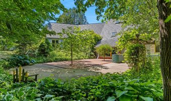 E5401 12TH Road, Algoma, WI 54201