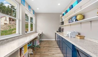 2051 Stove Prairie Rd, Bellvue, CO 80512