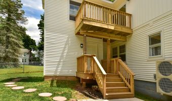 265 B Lincoln St B, Berlin, CT 06037