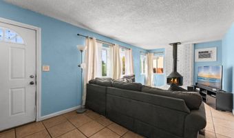 1044 Goldenrod St, Escondido, CA 92027