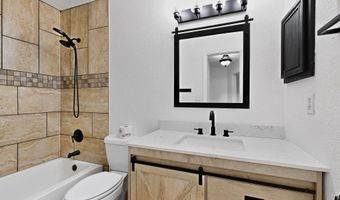 8409 GLYNVIEW Ct NW, Albuquerque, NM 87120