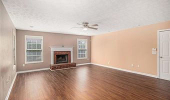 673 Country Grove Ln, Auburn, GA 30011