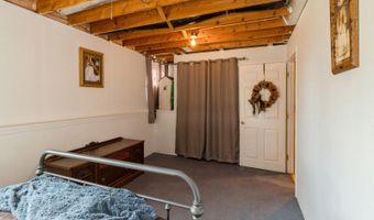 953 Robin Cir, Altoona, IA 50009