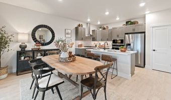 21640 SE FUJI Dr, Bend, OR 97702