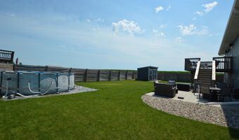 2413 S Lawson St, Aberdeen, SD 57401