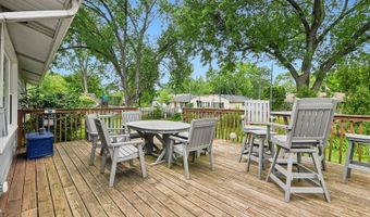 1810 N RIDGE Ave, Arlington Heights, IL 60004