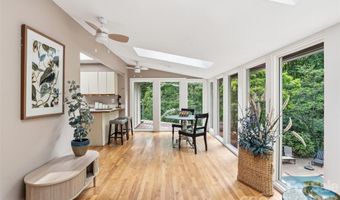 16 Canterbury Dr, Arden, NC 28704