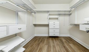 25004 FALLING BROOK Cir, Aldie, VA 20105