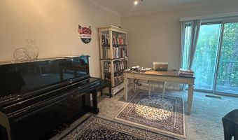 10619 MONTROSE Ave 202, Bethesda, MD 20814
