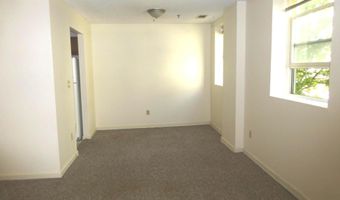 221 Judd Sq 221, Wallingford, CT 06492
