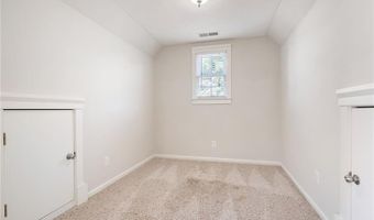 216 Brisbane, Acworth, GA 30101