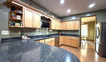 810 Glen Meadows Pkwy, Bedford, IN 47421