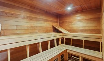 4600 S FOUR MILE RUN Dr 207, Arlington, VA 22204