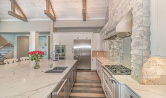8659 Coveview Ct, Deerfield, OH 45040