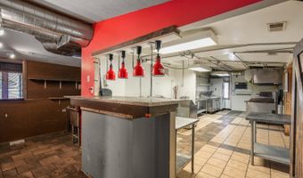 617 Green Blvd, Aurora, IN 47001