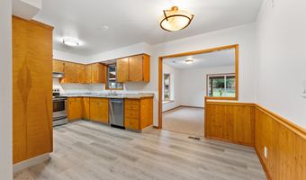 16600 SW FLORENCE St, Beaverton, OR 97078