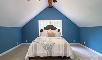 4401 Town And Country Dr, Charlotte, NC 28226