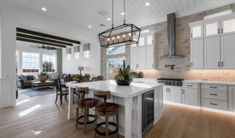 1151 E PEACH TREE Dr, Chandler, AZ 85249