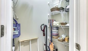 3932 Kristi Way, Greenwood, IN 46142