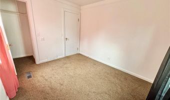 569 Broadway St, Austin, IN 47102