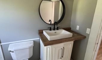 807 Bankhead Ave, Amory, MS 38821