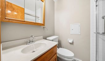 1118 Terrell Dr, Akron, OH 44313
