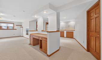 W2313 ST GERMAINE Court, Appleton, WI 54915