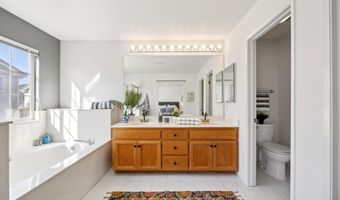 15 Mcdonnel Rd, Alameda, CA 94502