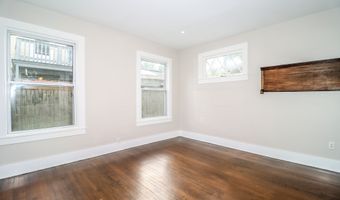 79 W Wooster St, Danbury, CT 06810