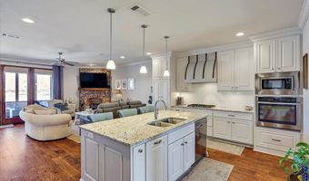 38 Savannah Cir, Brandon, MS 39047