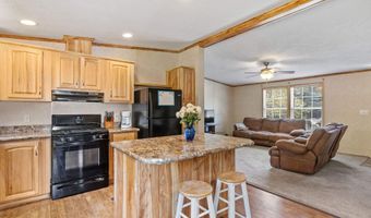 4 Cherry St, Belmont, NH 03220