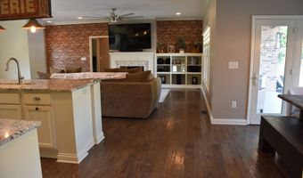 8034 Clearwater Ct, Plainfield, IN 46168