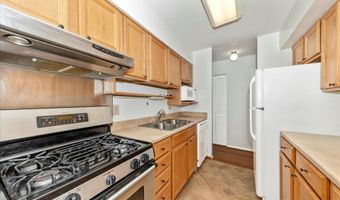 3316 WOODBURN VILLAGE Dr 12, Annandale, VA 22003