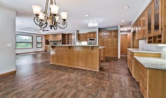 1 May Ln, Bella Vista, AR 72715