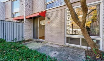 5005 BATTERY Ln #1, Bethesda, MD 20814