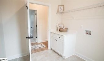 606 Parkwood Dr, Anderson, SC 29625
