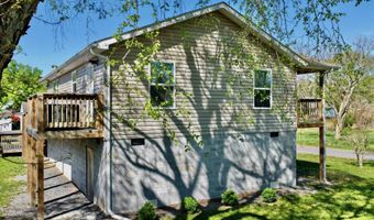 127 Calhoun St, Alderson, WV 24910