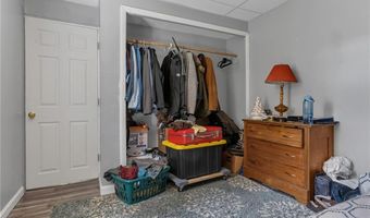 19 Hardwick St, Cumberland, RI 02864