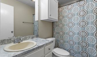 2383 Trafalgar Dr, Biloxi, MS 39531