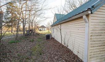 13 W Dade 22, Arcola, MO 65603