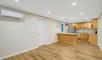 110 WISE St S 1, Arlington, VA 22204