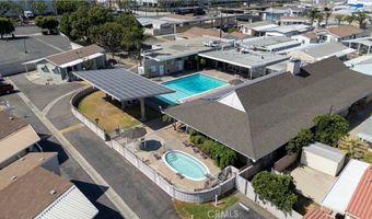 21 Walnut Via, Anaheim, CA 92801