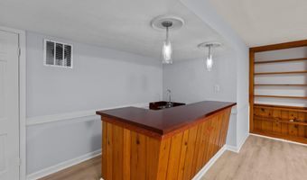 3713 CHANEL Rd, Annandale, VA 22003