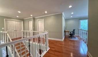 1860 Dorchester Ave, Algonquin, IL 60102